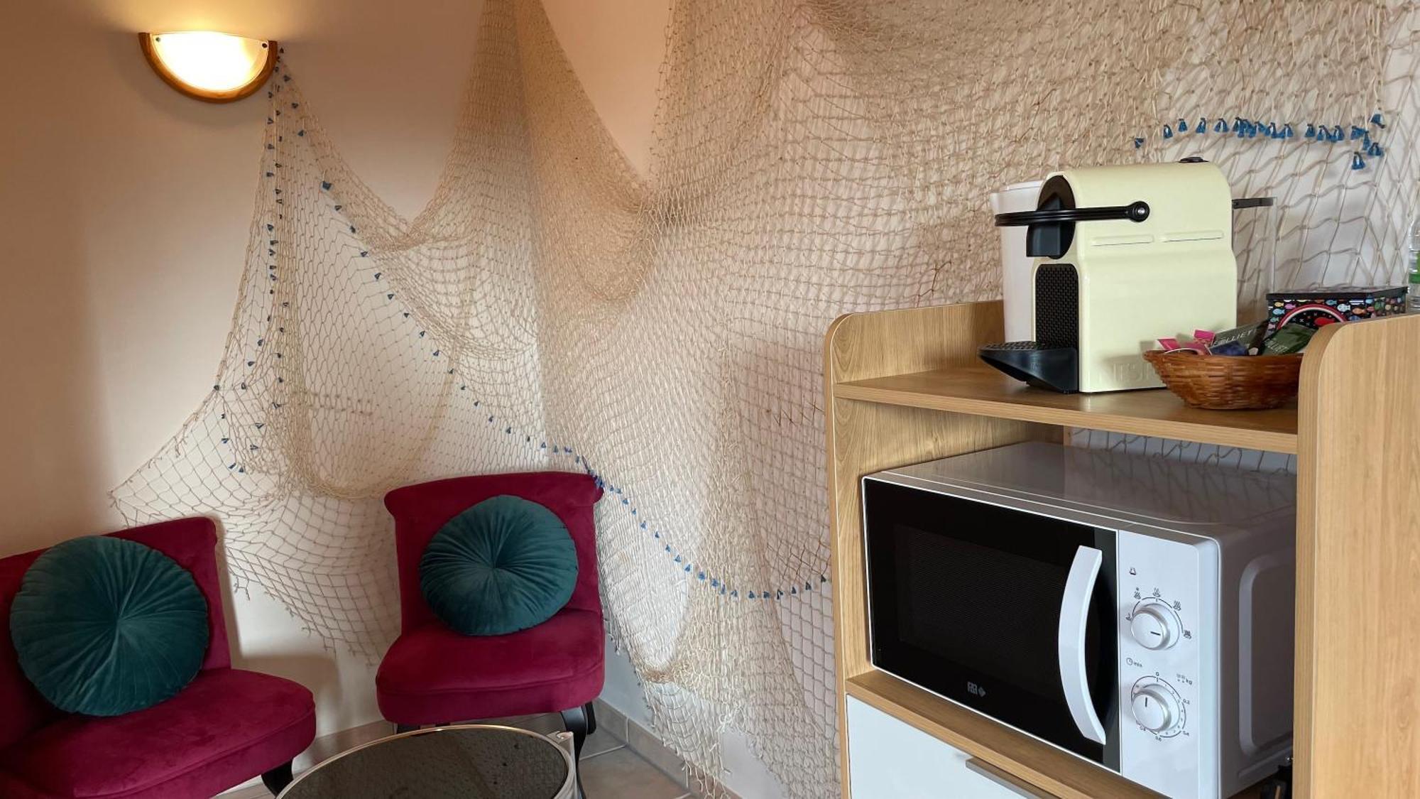 Chambres D'Hotes Les Tilleuls Poullaouen Buitenkant foto