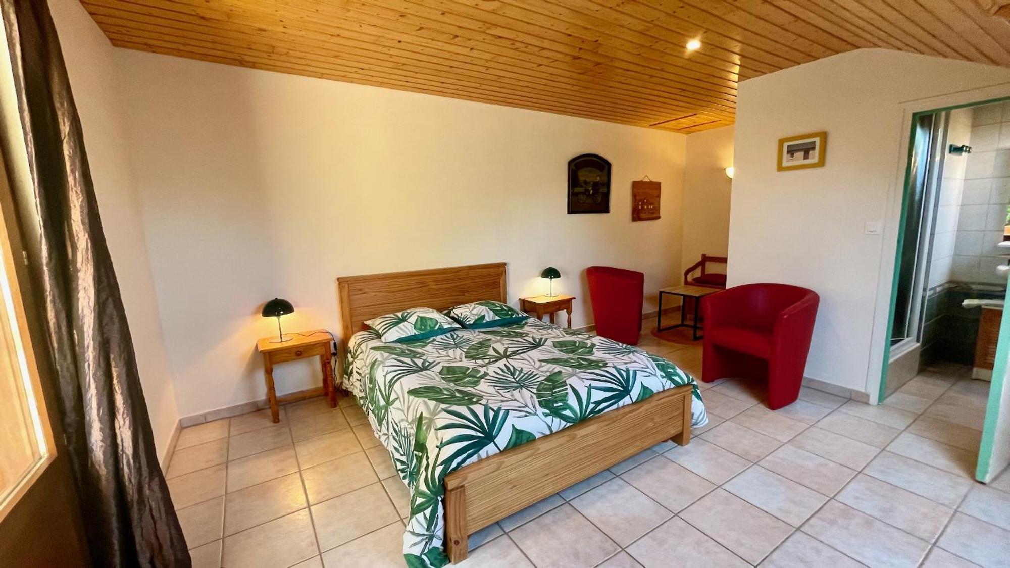 Chambres D'Hotes Les Tilleuls Poullaouen Buitenkant foto