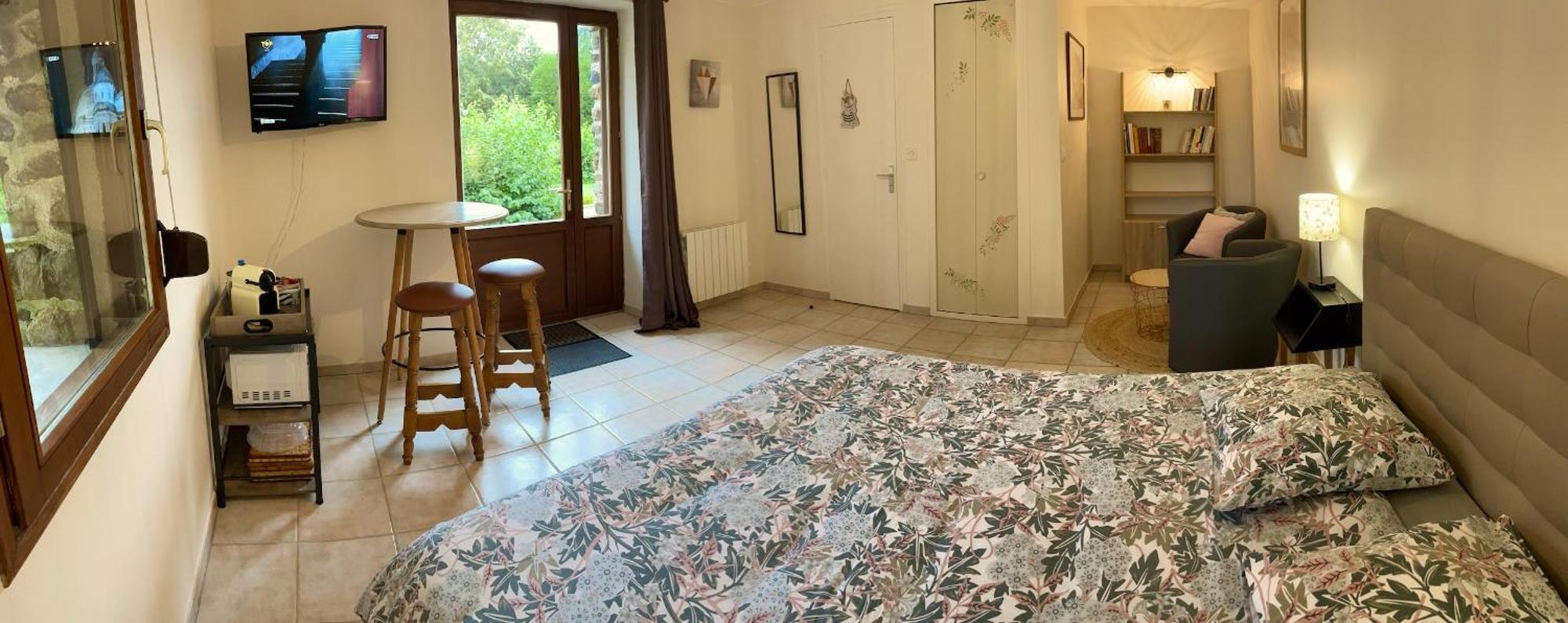 Chambres D'Hotes Les Tilleuls Poullaouen Buitenkant foto